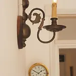 Bureau Warmoesstraat Bed & Breakfast